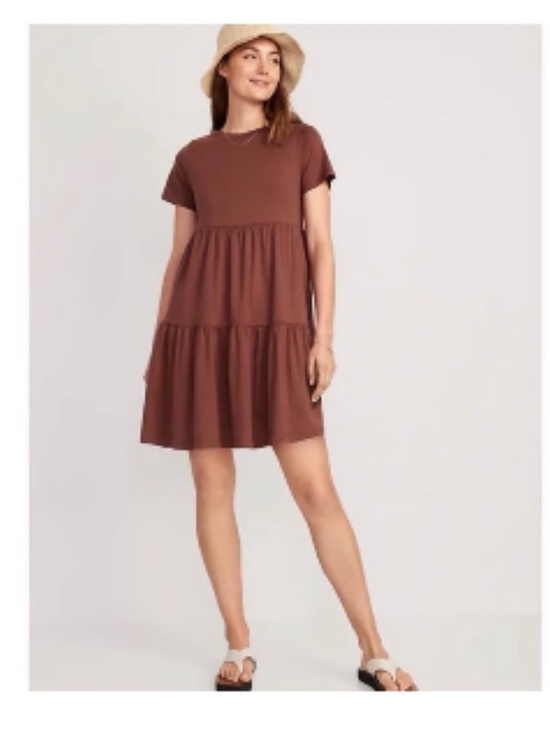 Old Navy Dresses & Skirts - Old Navy Short-Sleeve Tiered Mini Dress - Burgundy Casual Women's Dress